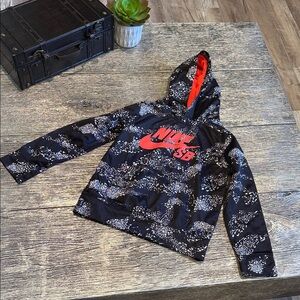 Size 10 Nike SB Black and White Hoodie with Red Logo